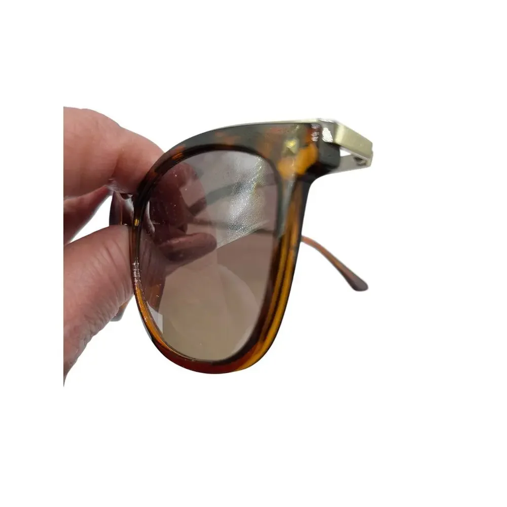 Guess GF0302 Tortoise Gradient Cat Eye Sunglasses Gold Studded Arms
